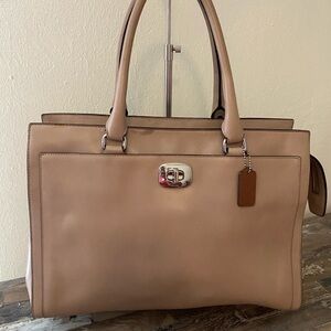 Coach Tan Leather Tote Bag with Classic Design